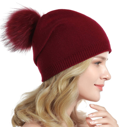 Bonnet Tricoté à Pompon en Fourrure pour Femme – Mode Hiver